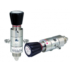 DRASTAR VCR雙*減壓調節器2200 UHP系列